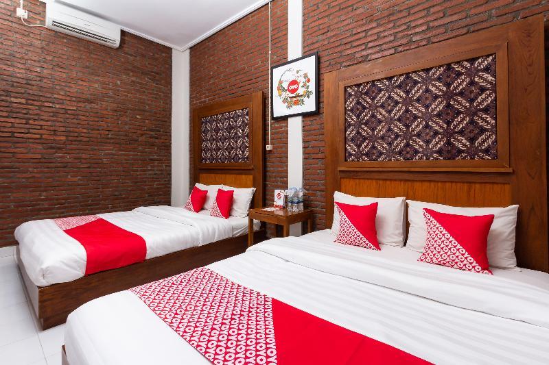 Rifka Annisa Guesthouse Syariah Redpartner Yogyakarta Ngoại thất bức ảnh